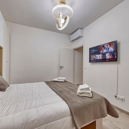 City Vibes, Indoor Parking, Breakfast & Air Conditioning Νίκαια Εξωτερικό φωτογραφία