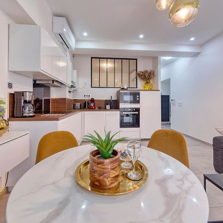 City Vibes, Indoor Parking, Breakfast & Air Conditioning Νίκαια Εξωτερικό φωτογραφία