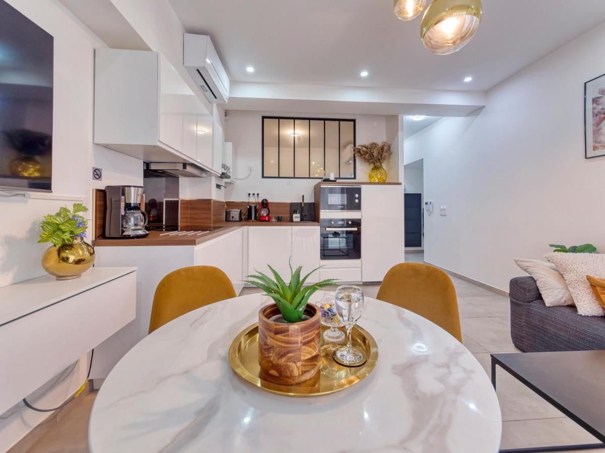 City Vibes, Indoor Parking, Breakfast & Air Conditioning Νίκαια Εξωτερικό φωτογραφία