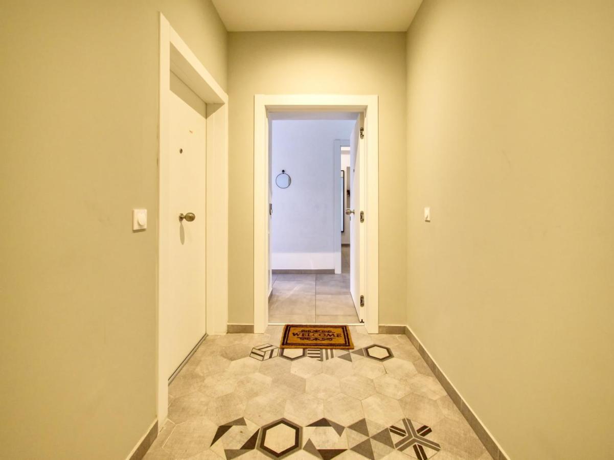 City Vibes, Indoor Parking, Breakfast & Air Conditioning Νίκαια Εξωτερικό φωτογραφία